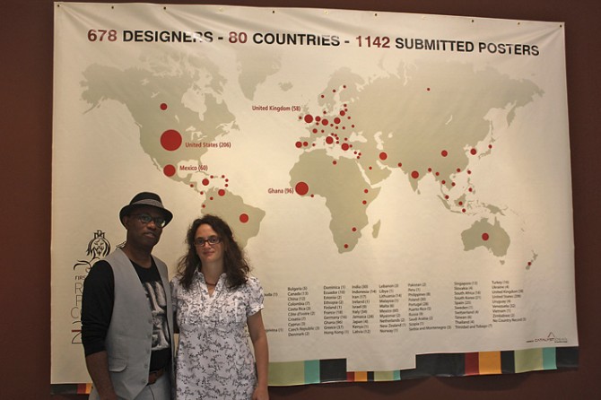 the-organizers-in-front-of-the-map-of-success