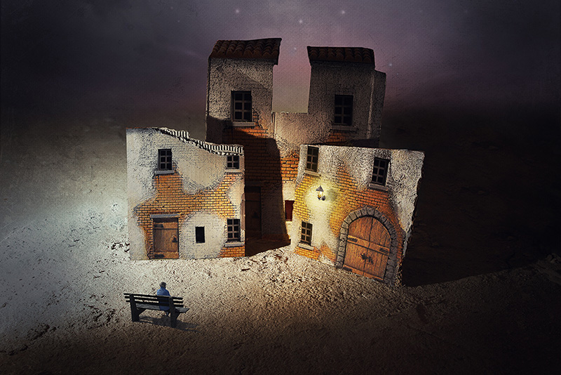 Dramatic Images through a Distinctive and Surreal World